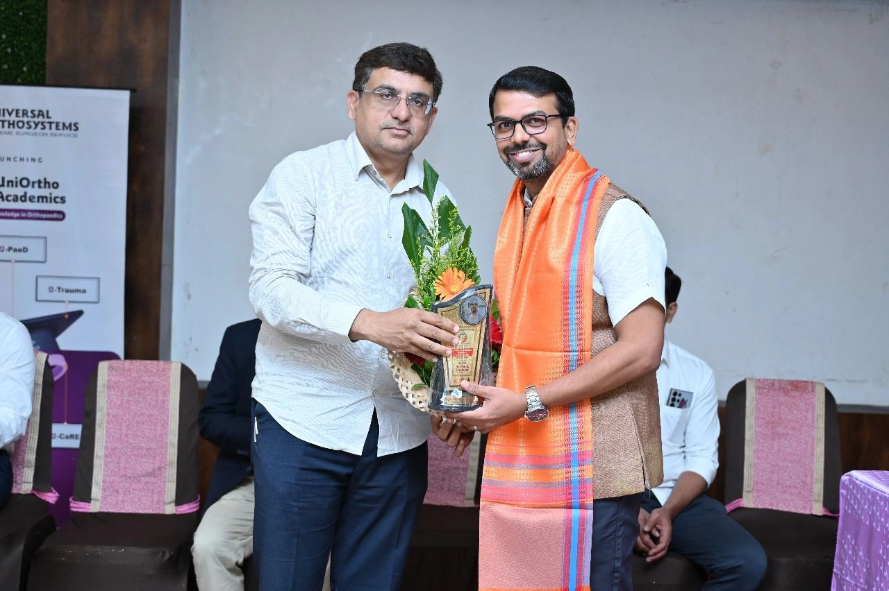 Dr. Vishal Chandak at Hands-on Workshop on TENS Nailing, Nanded